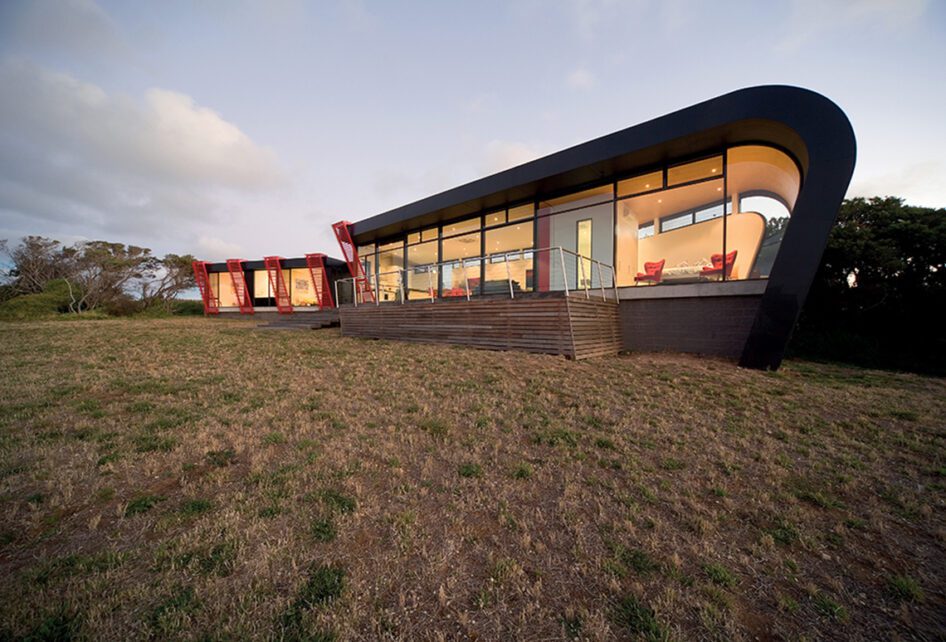 Capral's Project Cape Escape using Capral window and building systems.
