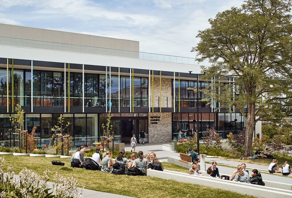 Capral's Project MLC Nicholas Learning Centre using Capral window and building systems.