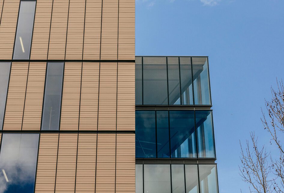 Capral's Project The Tasman, Parliament Square Hobart using Capral window and building systems.