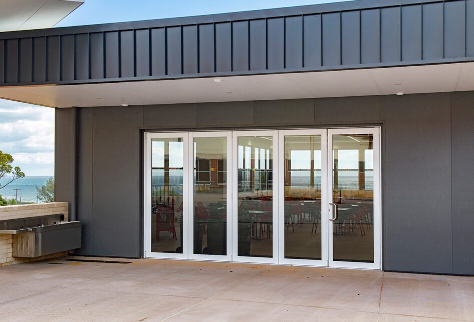 Capral's Project Bunbury Senior High School Cafeteria using Capral window and building systems.