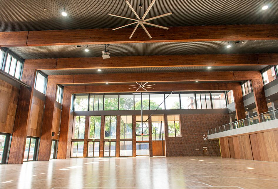Capral's Project San Clemente High School using Capral window and building systems.