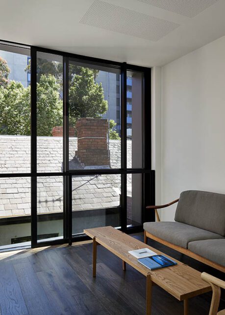 Capral's Project Elgin Street Residence using Capral window and building systems.