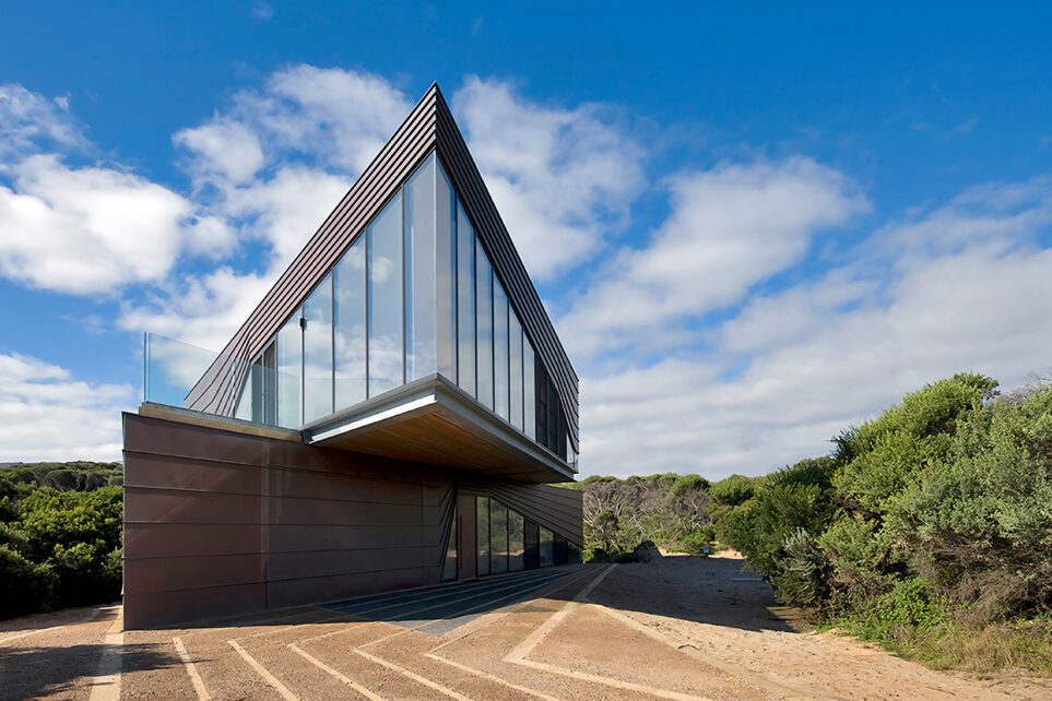 Capral's Project Paradise Drive using Capral window and building systems.