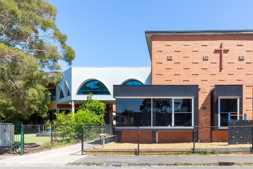 Capral's Project St James Catholic Primary School using Capral window and building systems.