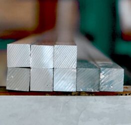 One of Capral's geometric shape: square solids