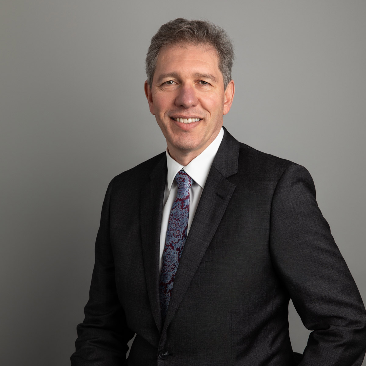 Mr Tertius Campbell